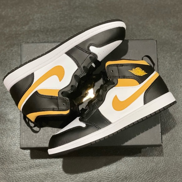 BRAND NEW JORDAN 1 MID (PS) - POLLEN - Picture 6 of 6